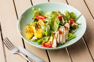 Salade poulet grille aux mangues Recettes BodySano